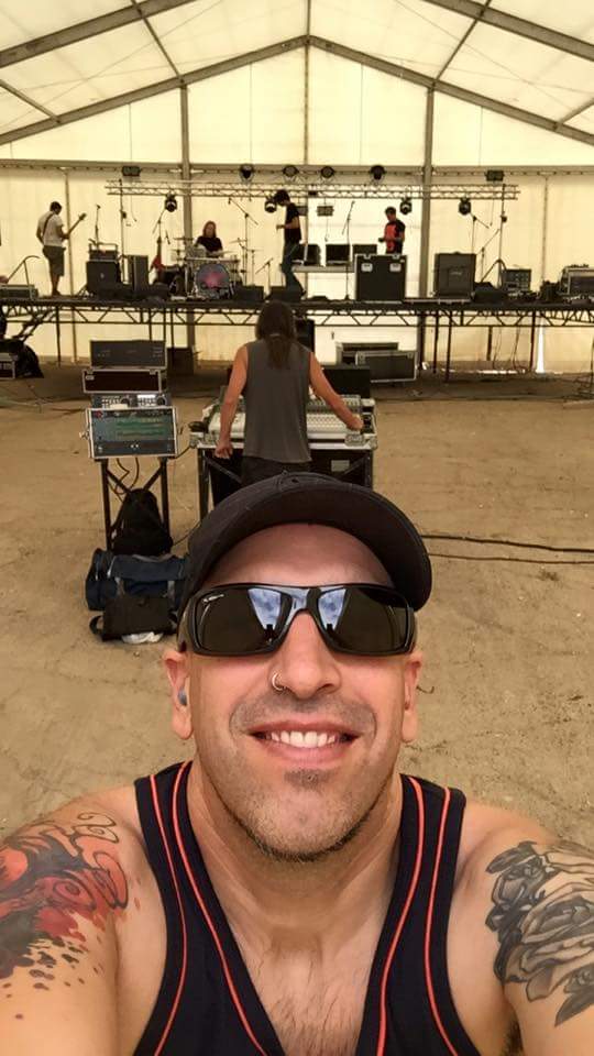 Todo preparado para una noche de #rockandroll  <a href="/FiestasOlmillos/">Olmillos de Sasamon</a> @JaviCronometro