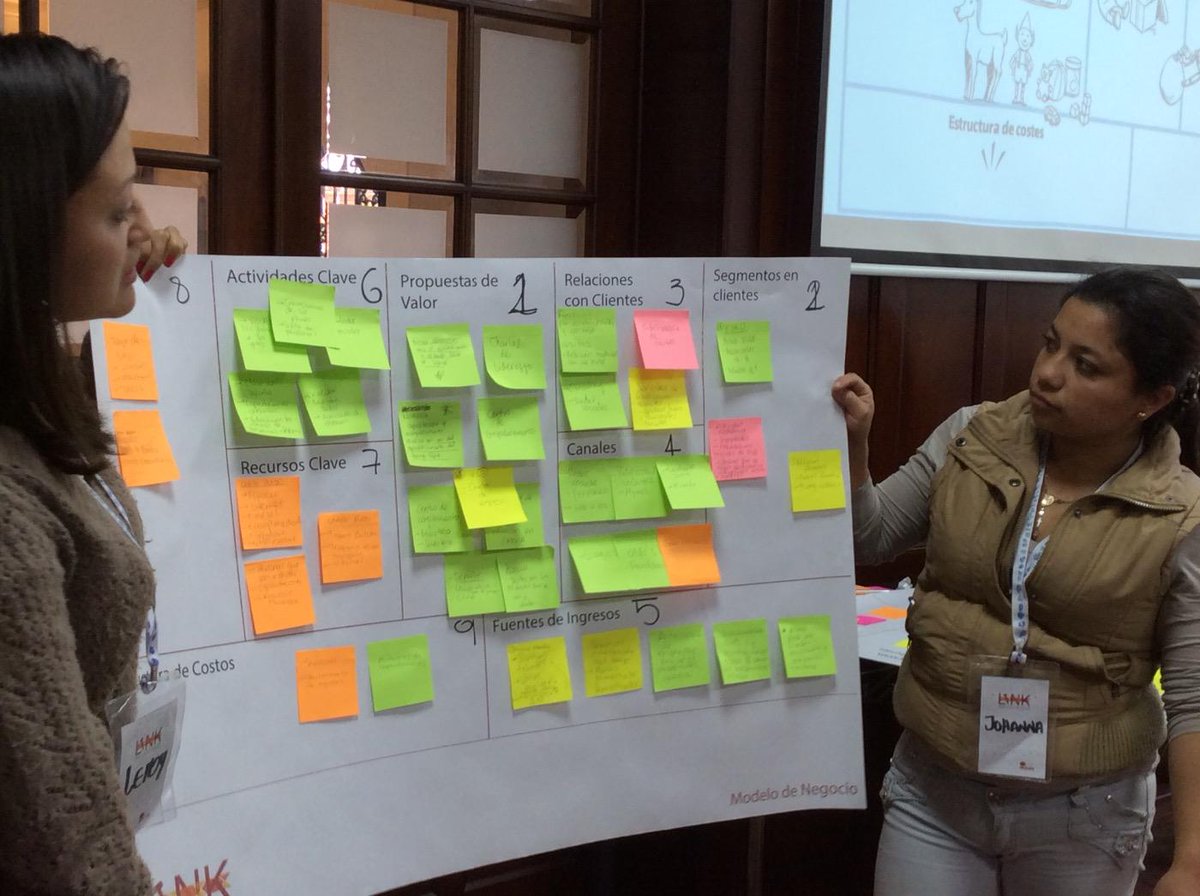 AmsaLatam's tweet photo. Cazunet proyecto en #linkparaemprender nos habla del uso del tiempo libre para los niños de comunidades #linkeate http://t.co/ckWf5xD4oT