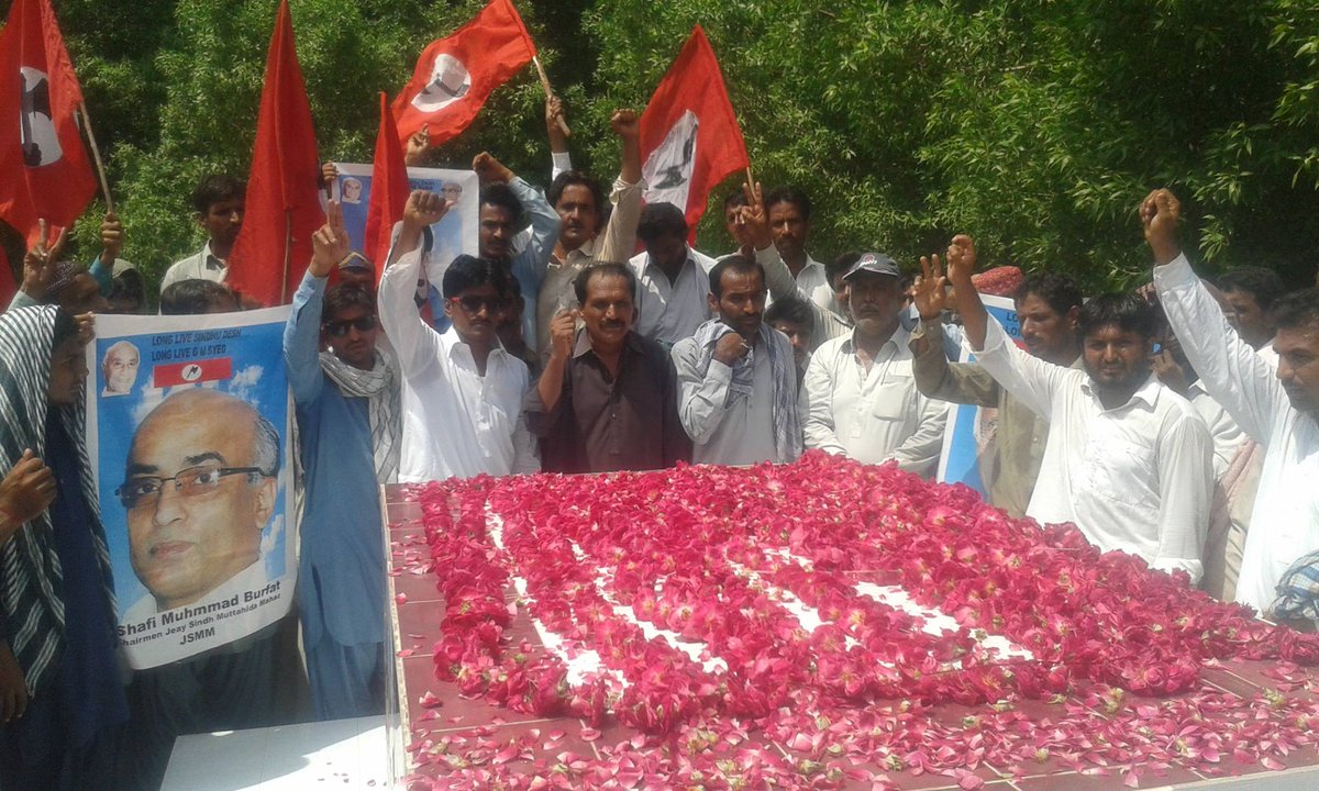 Sarwan_Sindhi's tweet photo. #JSMM activists vow to continue martyrs' mission (#FreeSindh) on their martyrdom anniversary. #Sindhudesh #TeamJSMM http://t.co/2fiw17TZ0u