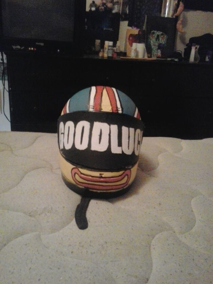 kitty_ghost's tweet photo. @gerardway @raytoro @mikeyway @FrankIero I made a Kid Kobra helmet! http://t.co/HouzsITryI