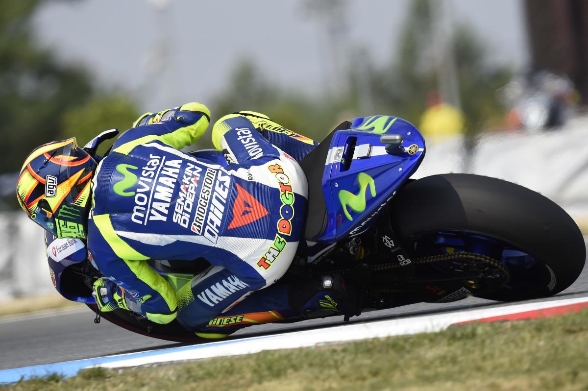 A front row start will no doubt give <a href="/ValeYellow46/">Valentino Rossi</a> the boost he needs to fight for victory:
motogp.com/en/news/2015/0…