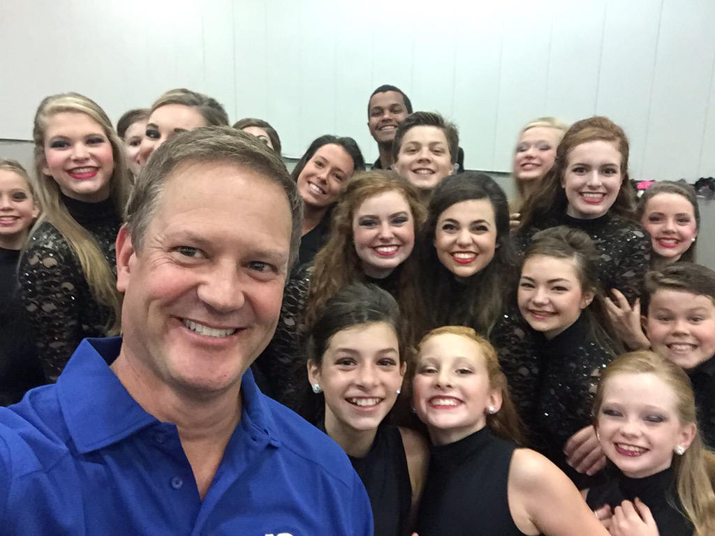 Chris10TV's tweet photo. Selfie with the Regan Rankin Academy of Irish Dance http://t.co/vDjD1B1bkV