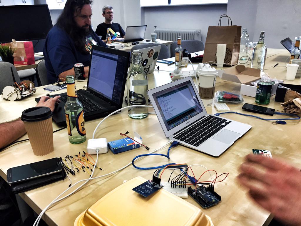 WimbletechCIC's tweet image. Great fun @HackWimbledon - lunch, munch + club-mate = interesting chatter - thanks to @Codepope ;) #wimbletech #SW19