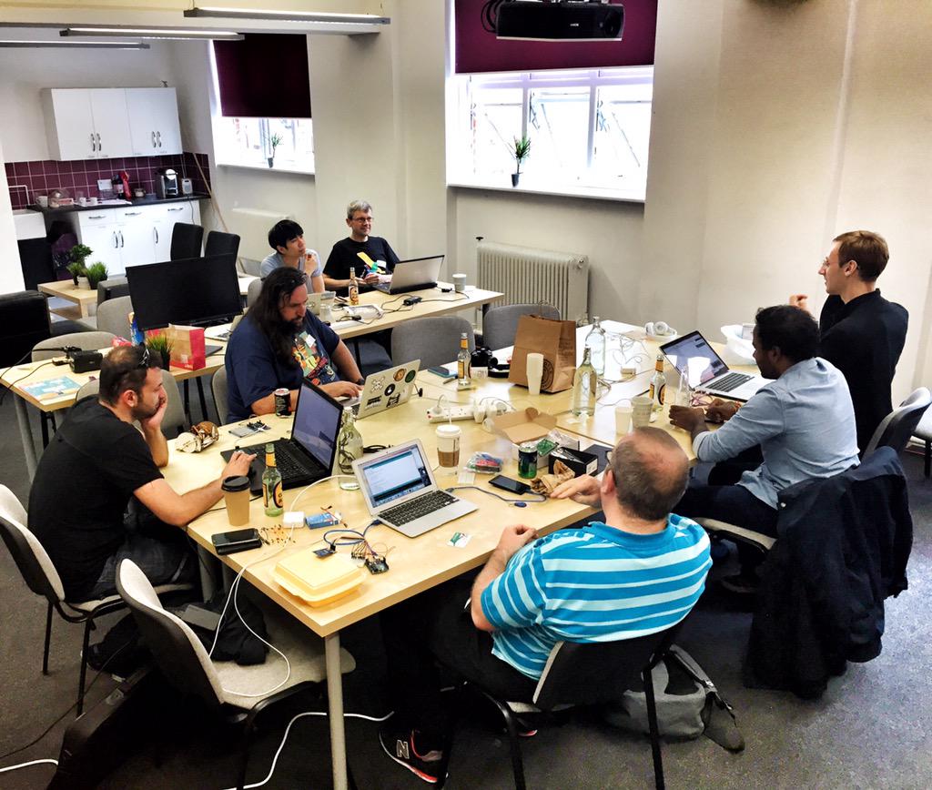 WimbletechCIC's tweet image. Great fun @HackWimbledon - lunch, munch + club-mate = interesting chatter - thanks to @Codepope ;) #wimbletech #SW19
