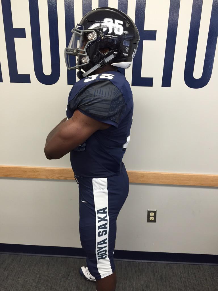 GeorgetownHoyas's tweet image. More shots of the awesome new @HoyasFB uniforms from @HoyaEquipment and @usnikefootball. #HoyaSaxa