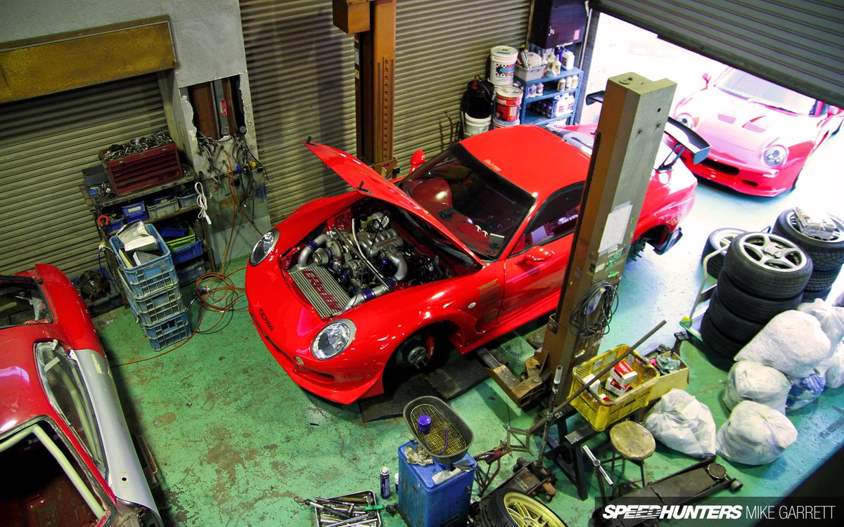 Speedhunters's tweet photo. A visit to rotary tuning legends RE Amemiya http://t.co/sZsqPJO7EX #SpeedhuntingThrowback http://t.co/sDiqWaJGJy