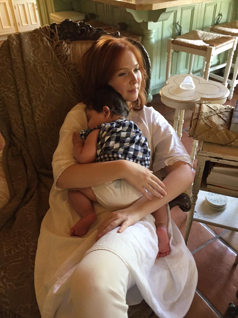 molly c quinn on twitter my friend amybadgorilla brought her