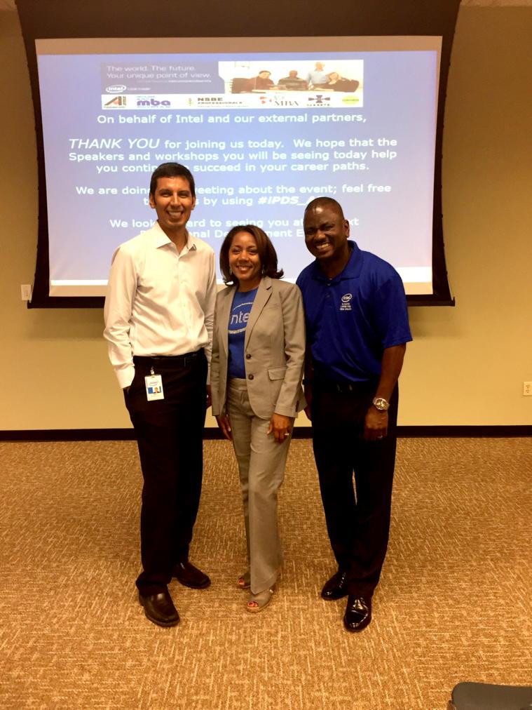 drbarbarawhye's tweet photo. 75% of careers derailed due to emotional intelligence challenges. Why EQ matters. Shared today at @Intel intelpdcs_az http://t.co/W3m72VmEUq
