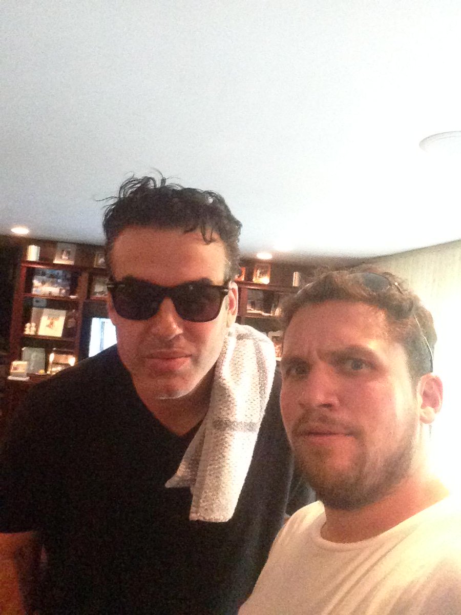 Babchik's tweet photo. Now we are at my parents house. Steve Torre is not in the picture because he was using the toilet #MMFoodTour http://t.co/ljcQDwnxvn