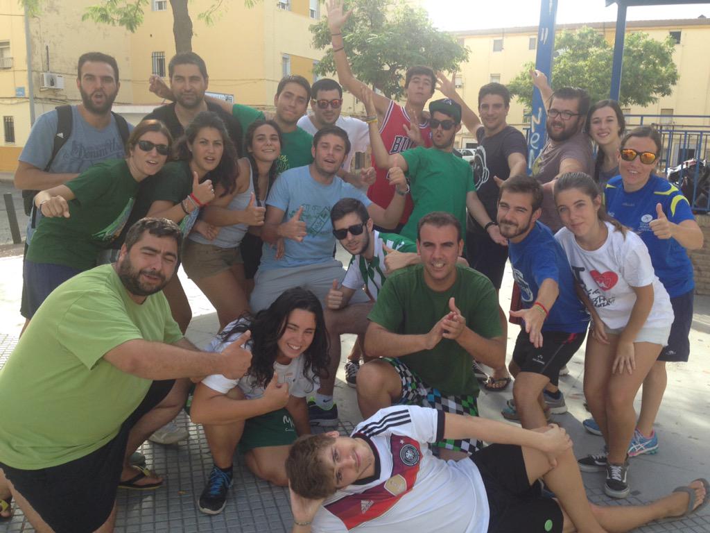 Patri_lozana's tweet photo. Un año más! CU'15 dando Vida! http://t.co/xbhJv77CJh