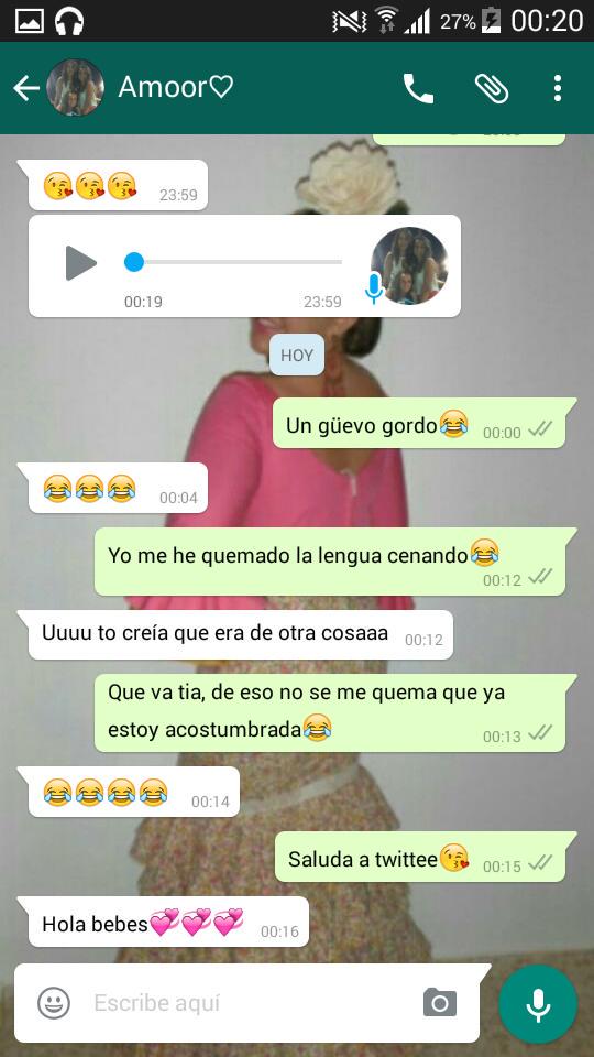 marinaclar99's tweet photo. Cuando no nos aburrimos😂😏💕👋 @sandra_galaroza http://t.co/g8W9n1P5Z8