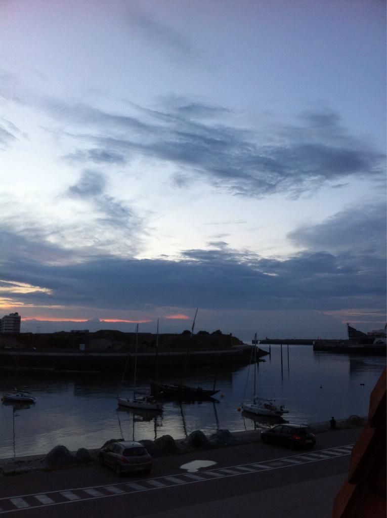 AbBillyb's tweet photo. #Calais #Courgain #NordPasDeCalais http://t.co/eVBcZDzn5g
