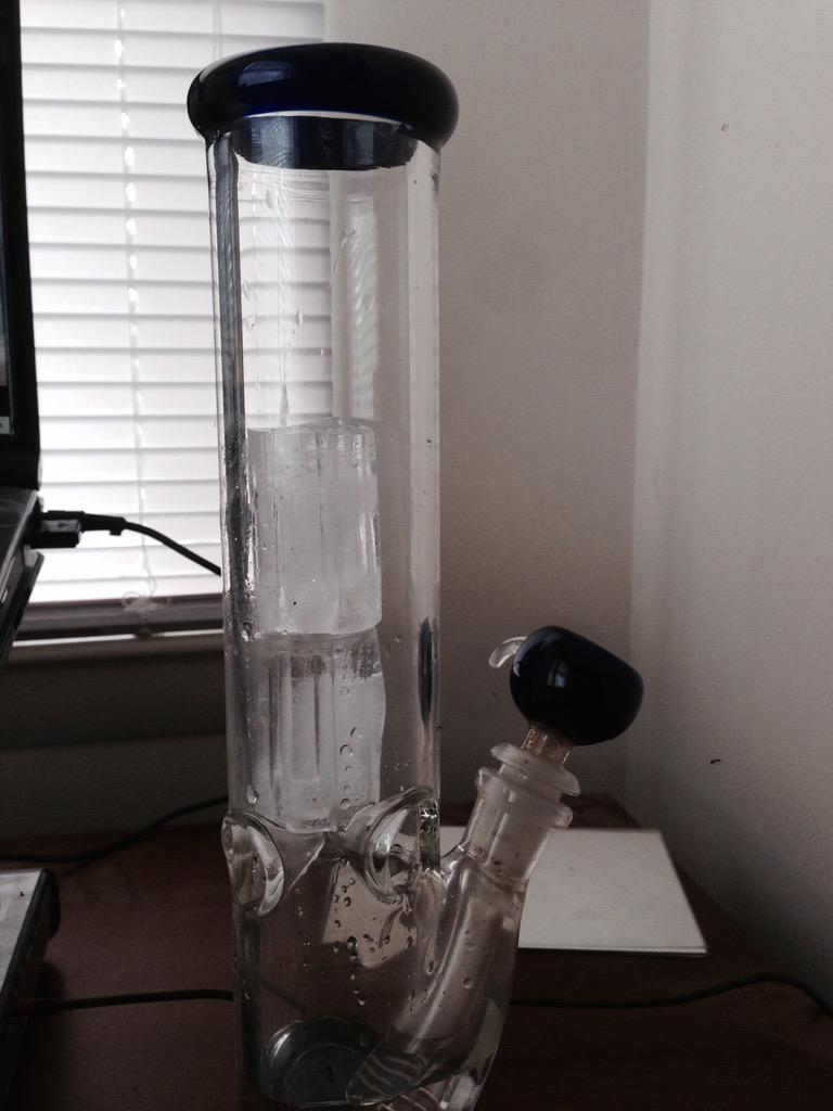 SmokeCubes's tweet photo. Start your day off right with Smoke Cubes Ice Percs! "Thank you" -your lungs http://t.co/59zN5Srvl4