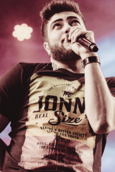 20seduzirgl's tweet photo. UM RT = UM VOTO #MPN #HENRIQUEEJULIANO http://t.co/k03qAKdw6v