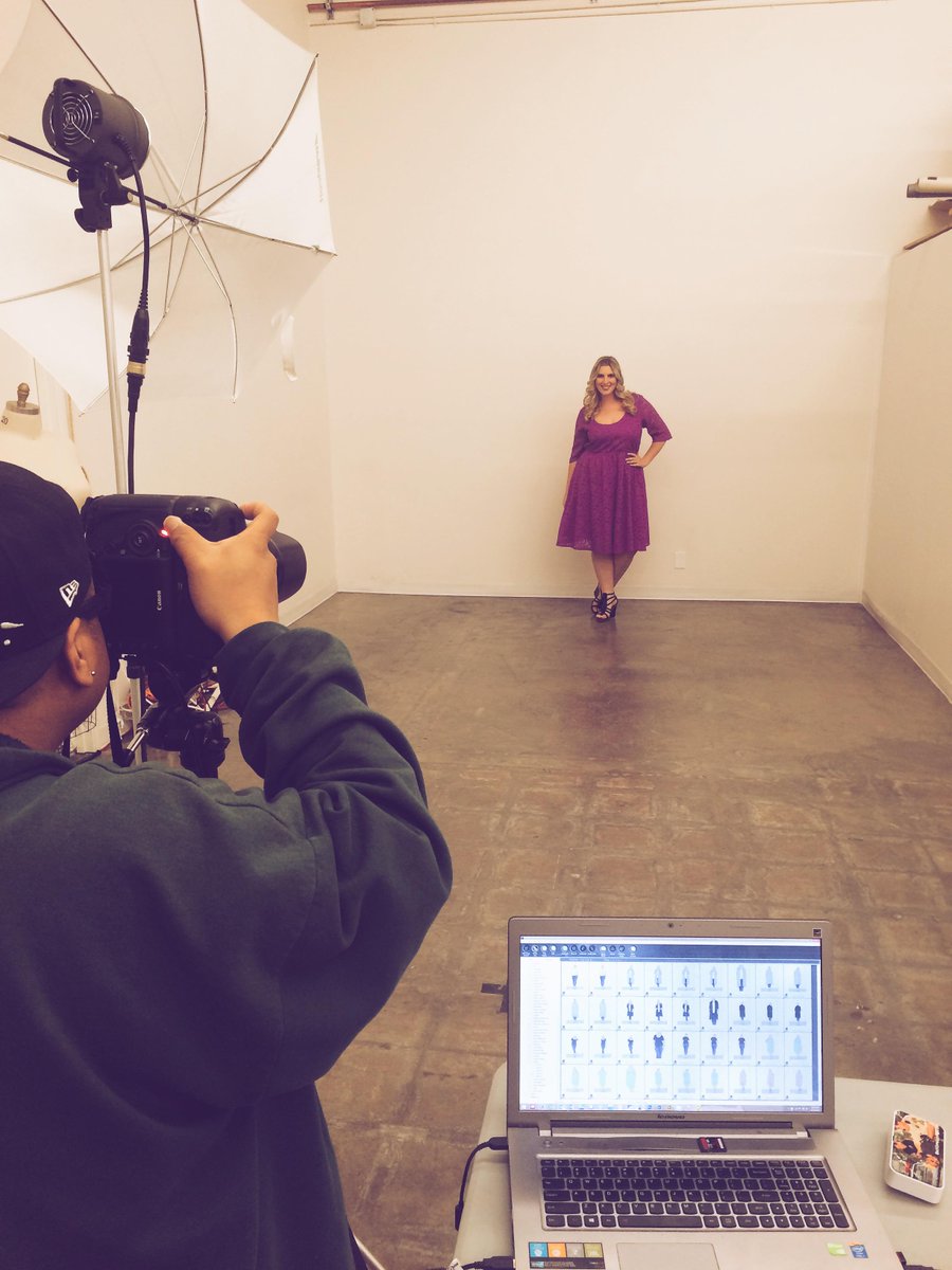 TechItBack's tweet image. #TIBWeekend: @KelsoNation Kelsey Weber has modeled for many companies, including @ModCloth. How do you #TechItBack?