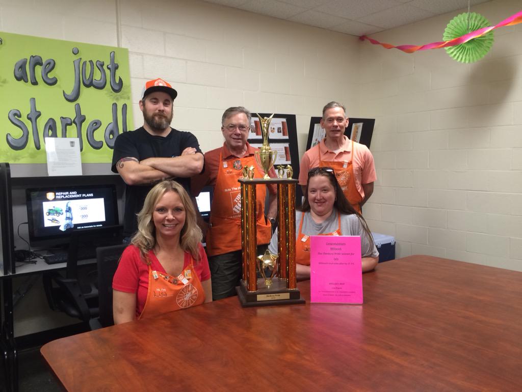 JenJen554V's tweet photo. 6209's Danbury Pride winners yet again!!D30 had s great first half!! @archer_bullock @Williams2Bryan @williamhthomas3 http://t.co/24Bqjb9stC