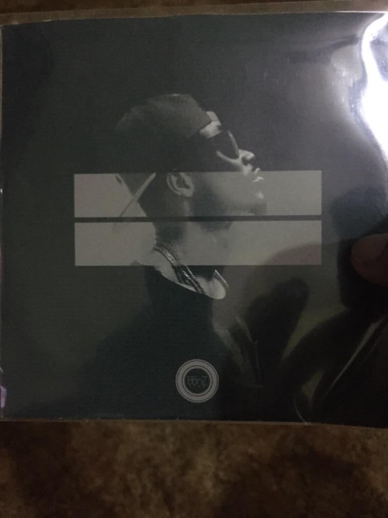 donclem_'s tweet photo. I got mine. Go get urs #Bar2 http://t.co/OffVg6Te4T