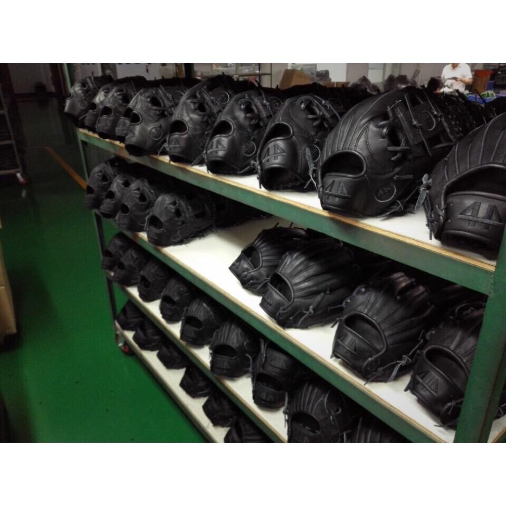 44ProCustom's tweet image. #RT if you want one of these beauties  😍