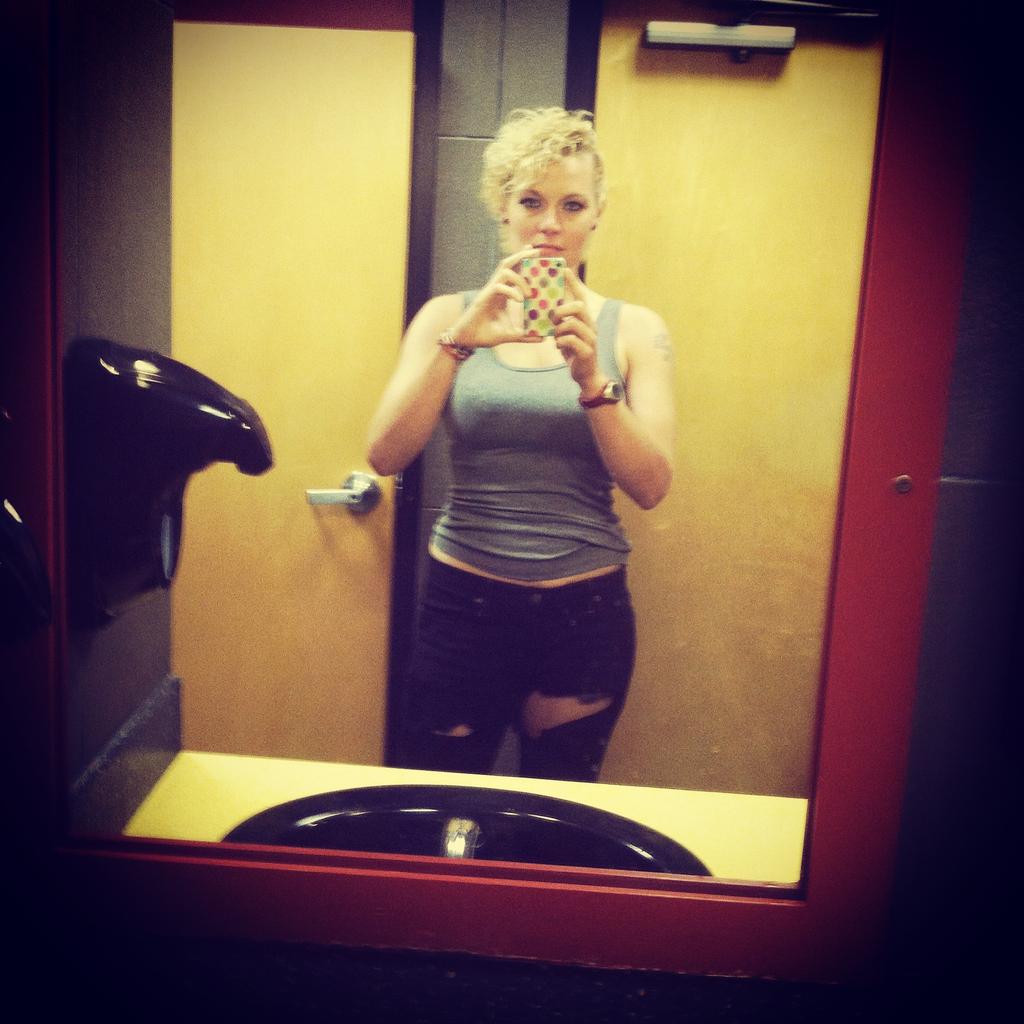 Blueamys tweet picture
