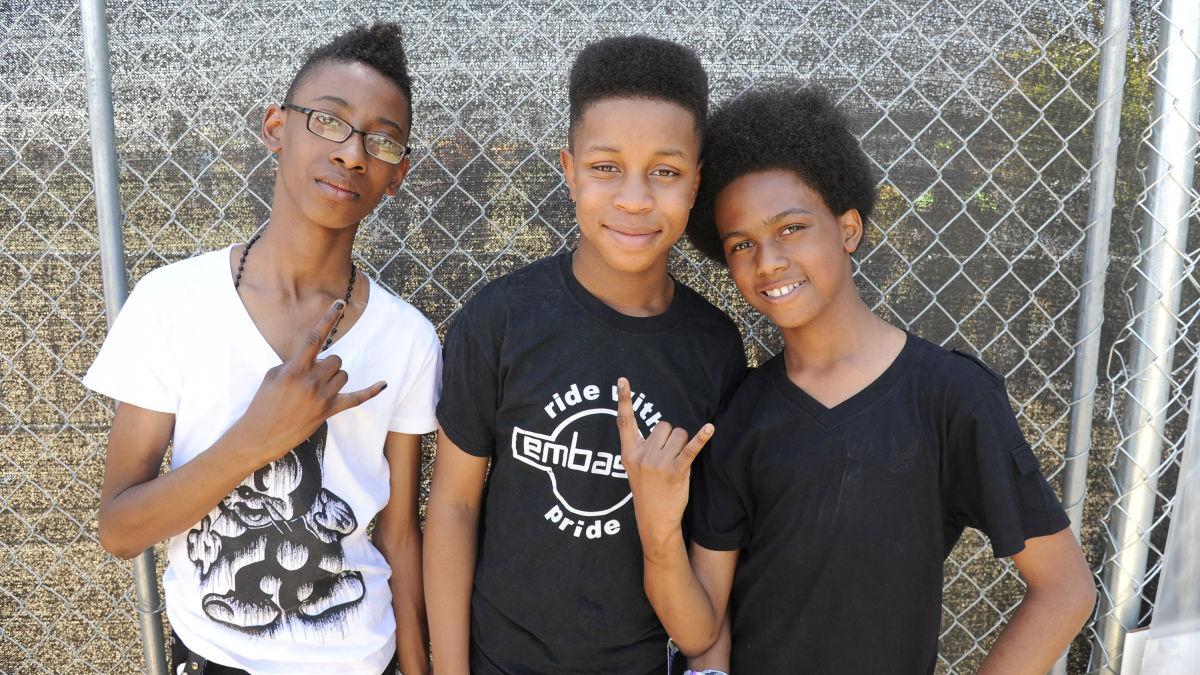 .@UTTBand is defying stereotypes and making awesome heavy metal music #VH1Buzz 👊🔥🎵--> on.vh1.com/1JV78VQ