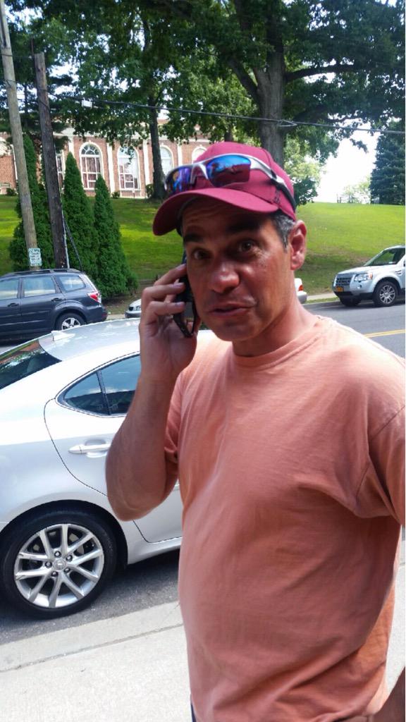 Babchik's tweet photo. Steve Torre talking to @UCONNAl! #TruceStory @EvCoRadio #MMFoodTour http://t.co/TxMFfvRsQ2