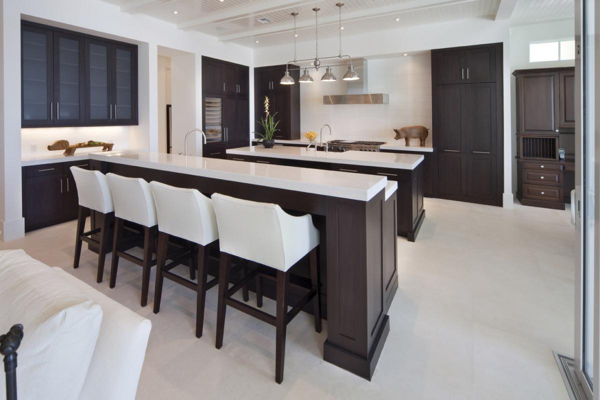 brconi_'s tweet photo. Beautiful, simple, a masterpiece!... #houzzinspiration #arts #architect #cabinets #luxury http://t.co/ARvypHeDuO