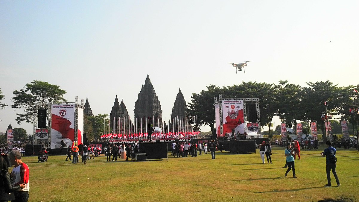 JPM support Indonesia Bike Week 2015 and anniv HDCI at Prambanan Temple, 15 agustus 2015. #JPM cc <a href="/IwanNgeblues/">Iwan Ngeblues</a>