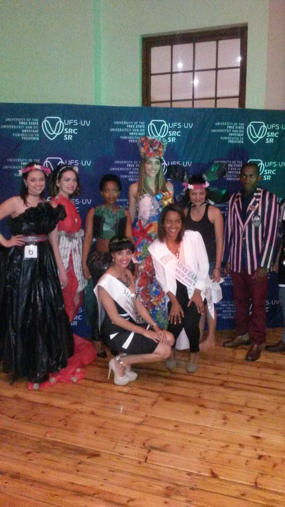 Andricia_H's tweet photo. Together we can make a difference. #UFSgreatness @ChangeAgentSA @ChangeAgentSA @Margo_Fargo http://t.co/oHOVMKNA9Q
