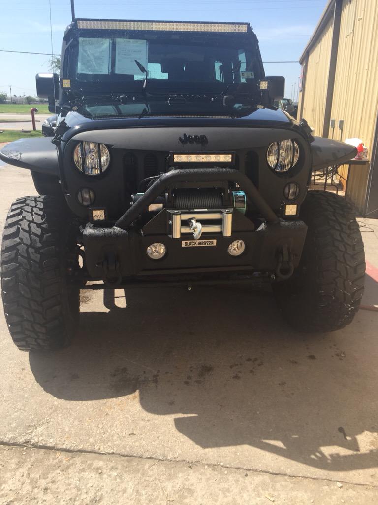 ABHarbour18's tweet photo. I think I'm in love with this jeep http://t.co/S9IdSsiYUk