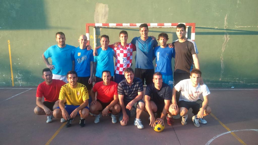 En la semana cultural de Sta Coloma. No sólo comemos. También hacemos deporte