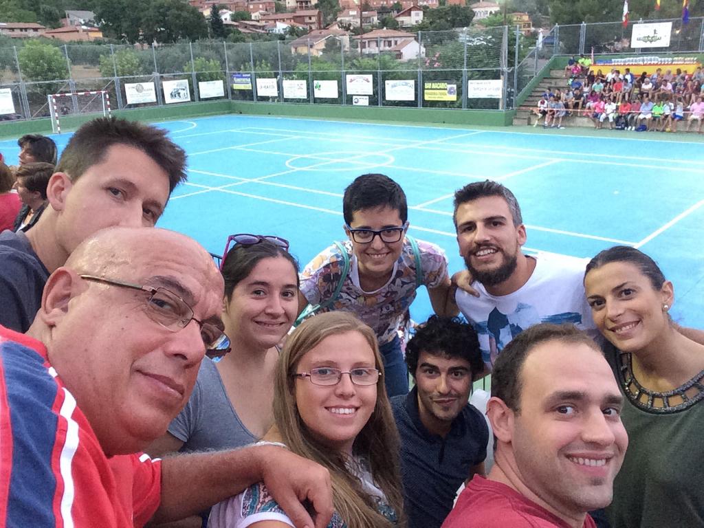 Un año mas no podíamos faltar al mejor torneo del Valle del Tietar. Vamos a ver la final de <a href="/futsalpiedra/">F.Sala Piedralaves</a> #Futsal