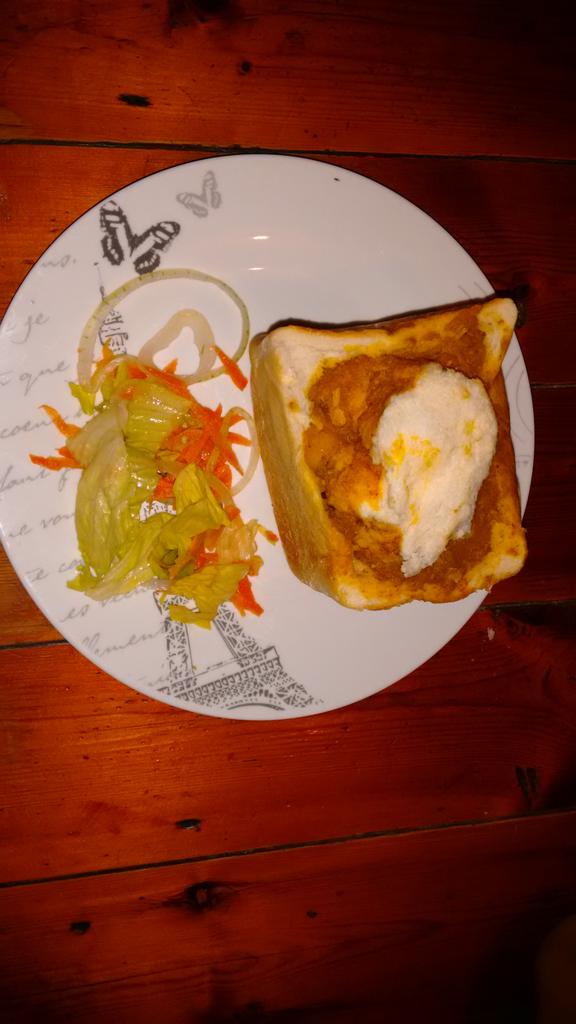 Ashmeet_k's tweet photo. Independence day. Solo trip. South Africa. 
What a great start to the #dreamtrip 
#mealoftheday  #GYD #Wanderlust http://t.co/sIzY55bfsu