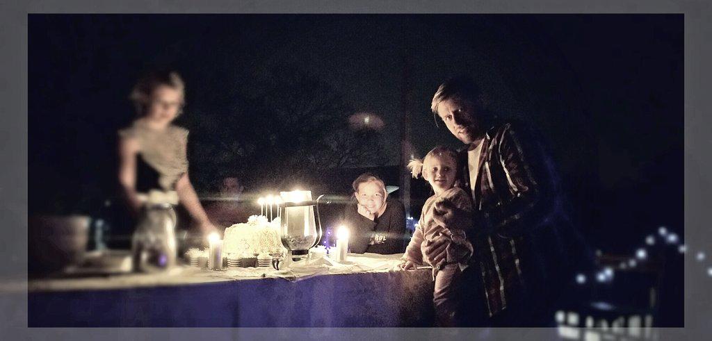 Beautiful friend's bday <a href="/Elmarie_Erasmus/">Elmarie Erasmus</a>  #bigheart #yummycake #peppermint <a href="/francoisbotha_a/">Francois Botha</a>