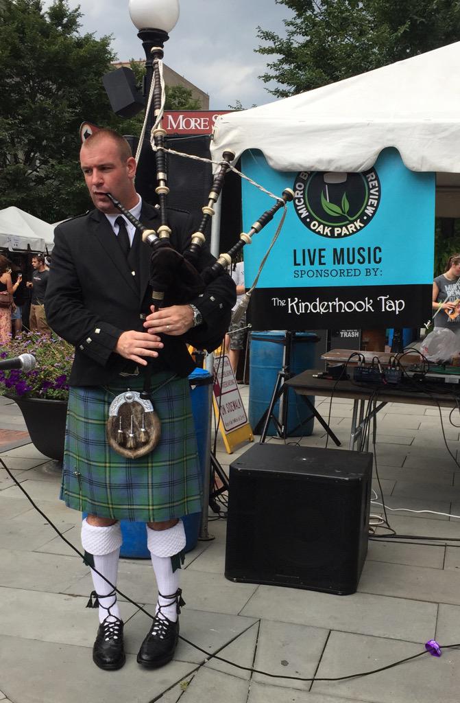 kinderhooktap's tweet image. The bagpipes make it official #opmbr @OPMicrobrew @DrinkIllinois @IllinoisBeer @SevenGensAhead #kinderhooktap