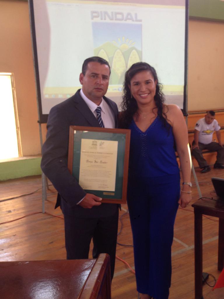 gadczapotillo's tweet photo. Alcaldesa @YulianaRogel participa y felicita a #GadPindal #Loja en su #Aniversario26 de cantonización http://t.co/CjX0Ap8BVH