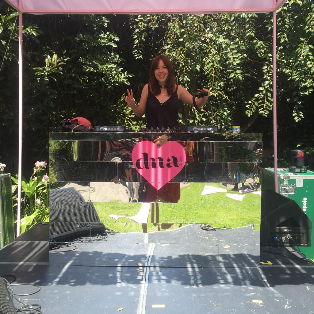 dna_magazine's tweet photo. Everybody is dancing 🎶❤️ @dyingophelia #DNAsummer #moderntrail http://t.co/lmerVasgL2