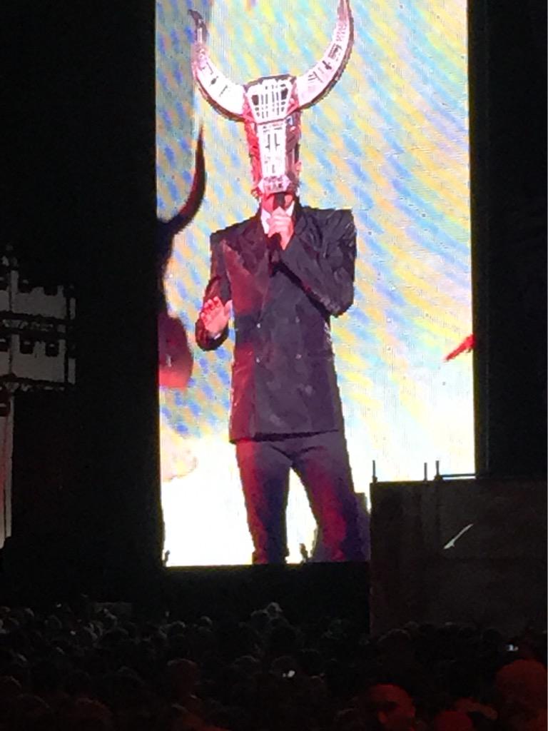 Sarimarjaana's tweet photo. Sitä mä vaan, et 90-luvusta on pitkä aika. Ironiakin oli erilaista. Enää mikään ei ole post- #flow2015 #petshopboys http://t.co/9gzCI5BNys