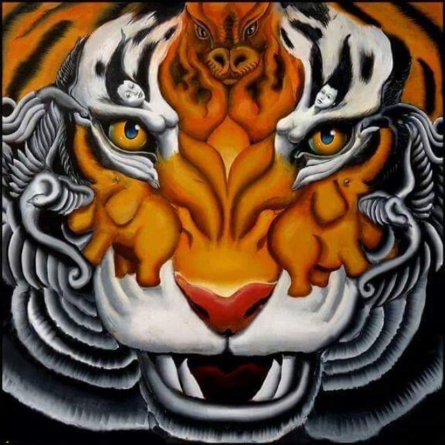 gallerymorph's tweet photo. Paradoeleia Tiger T-shirts available http://t.co/rcxLYuEh7b original paintings on prints, clothing and merchandise!! http://t.co/mfftqRO1RV