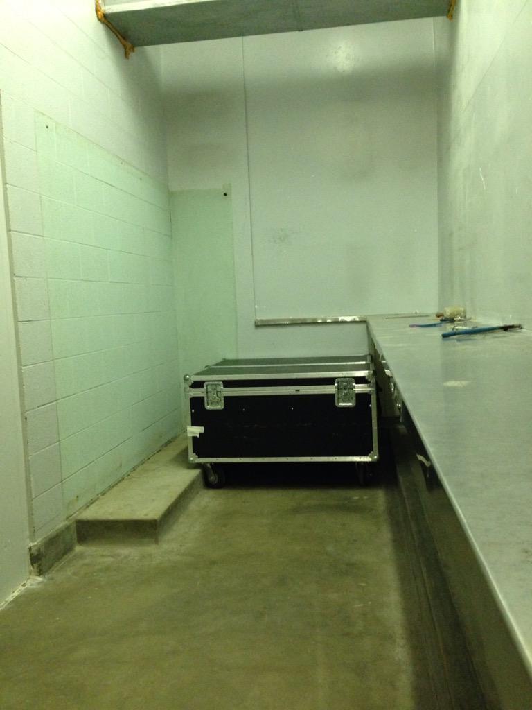 Redlands_Equip's tweet photo. Evolution of the NEW fitting room. 3 months in the making. #URFB http://t.co/jTYZdsBMoU