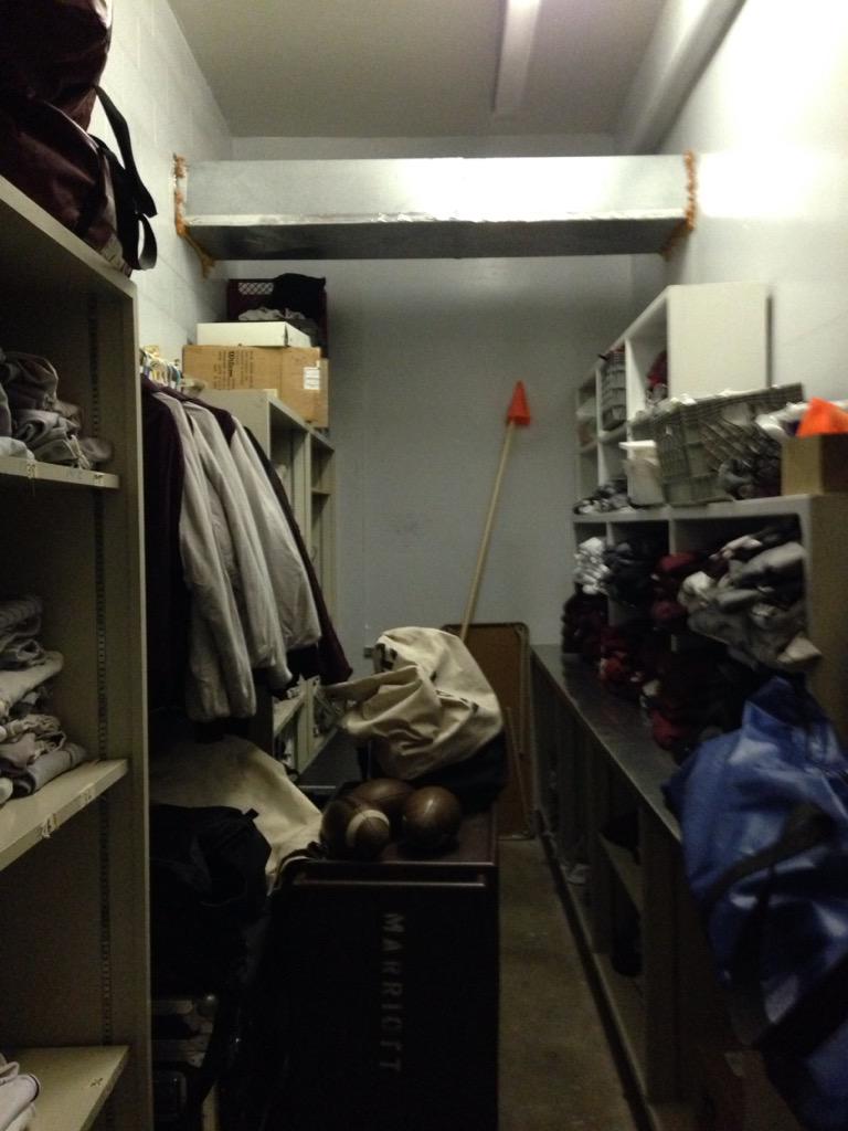 Redlands_Equip's tweet photo. Evolution of the NEW fitting room. 3 months in the making. #URFB http://t.co/jTYZdsBMoU