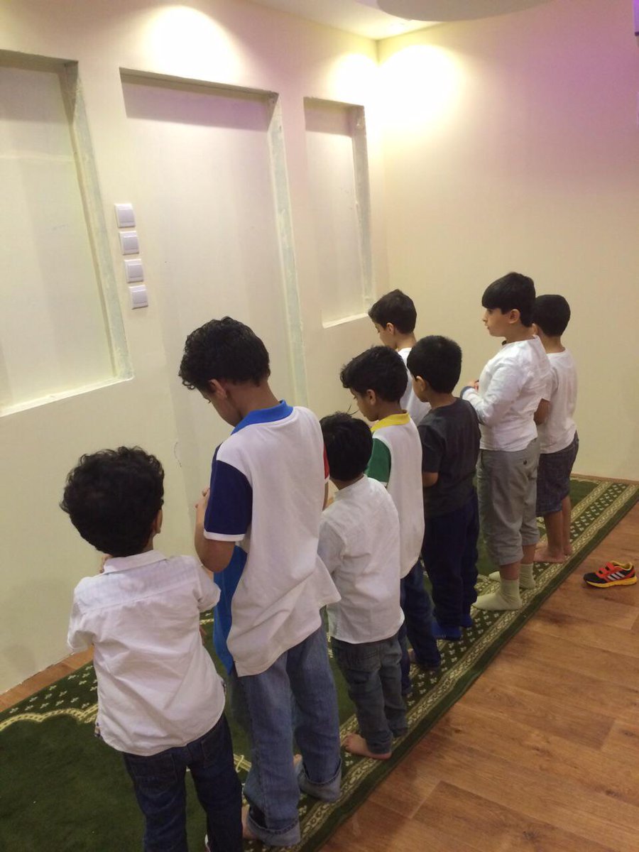 manahej12's tweet photo. قيم (لنعيش معهم ) http://t.co/4G44h7ATyD