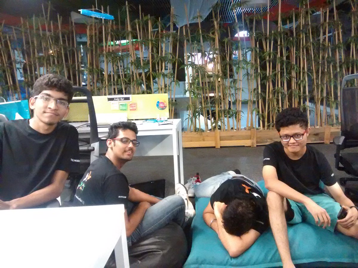 thenudge_in's tweet photo. Team IOstream at #FreedomHack15 all the way from Manipal haven't slept for 2 nights in a row! @girishrawatgr http://t.co/QXc9jeMOS4