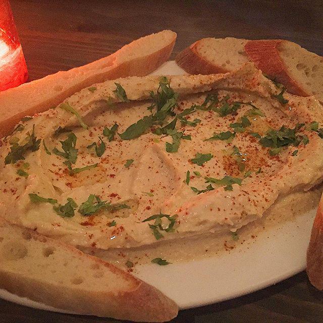YeahThatsKosher's tweet image. #Hummus plate appetizer at @MaraniNYC — delicious — and I'm a hummus snob. Recommended!