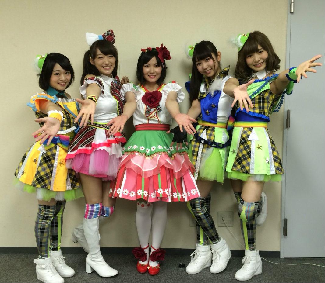 プリティーシリーズ 公式 A Twitter ちゃおフェスプリパラステージにお越しの皆様 ありがとうございました ステージ直後の楽屋で ドレッシングふらわー の皆さんを激写 Http T Co 6lujpqpynz Pripara Http T Co Qleuqu12yn プリティーシリーズ 公式 A Twitter ちゃおフェスプリパラステージにお越しの皆様 ありがとうございました ステージ直後の楽屋で ドレッシングふらわー の皆さんを激写 Http T Co 6lujpqpynz Pripara Http T Co Qleuqu12yn