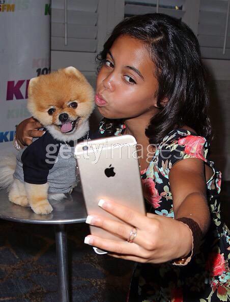 AsiaMonetUpdate's tweet photo. @AsiaMonetRay was spotted at the Gift Suite today for the #TeenChoiceAwards Pre-Party! http://t.co/z06G4VYUUb