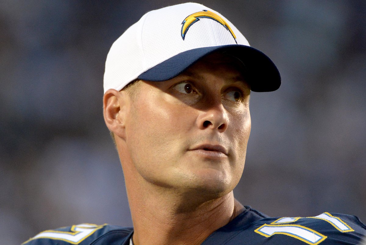 SportsCenter's tweet photo. THIS JUST IN: Philip Rivers agrees to 4-year extension through 2019 with Chargers. http://t.co/dhSHtGlfnQ