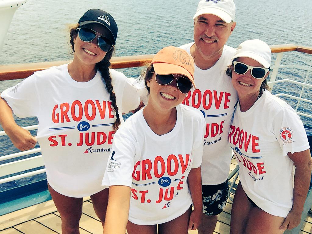 christinacasey8's tweet photo. Groove for St. Jude #FightLikeEli http://t.co/Ki4lJlQ0GF