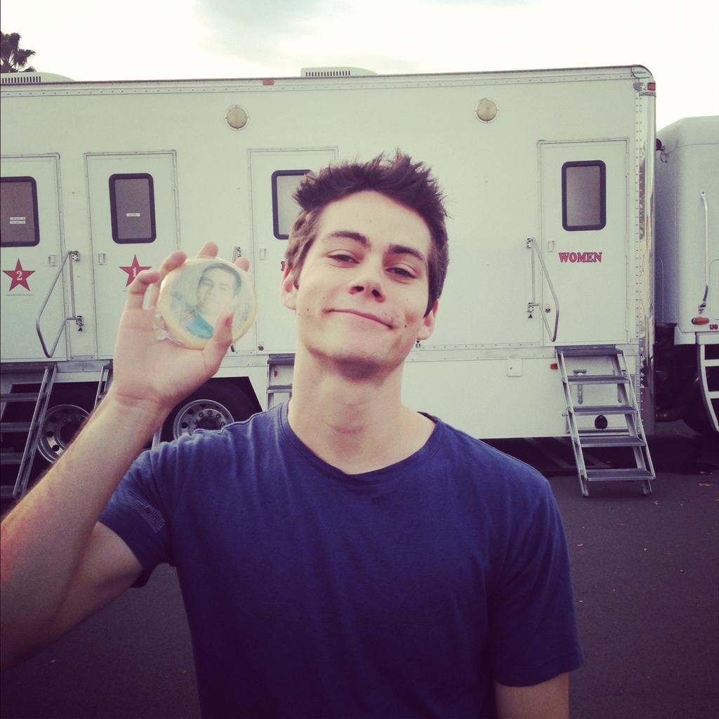 lauren on Twitter: "Dylan O'Brien BTS of Teen Wolf throughout the