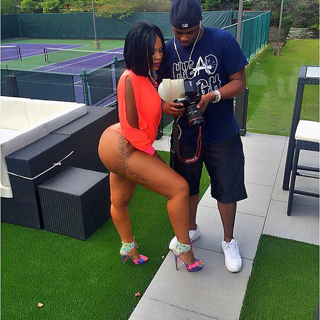 Thick_World's tweet photo. @IamDEELISHIS  flawless http://t.co/becp2wZOvg