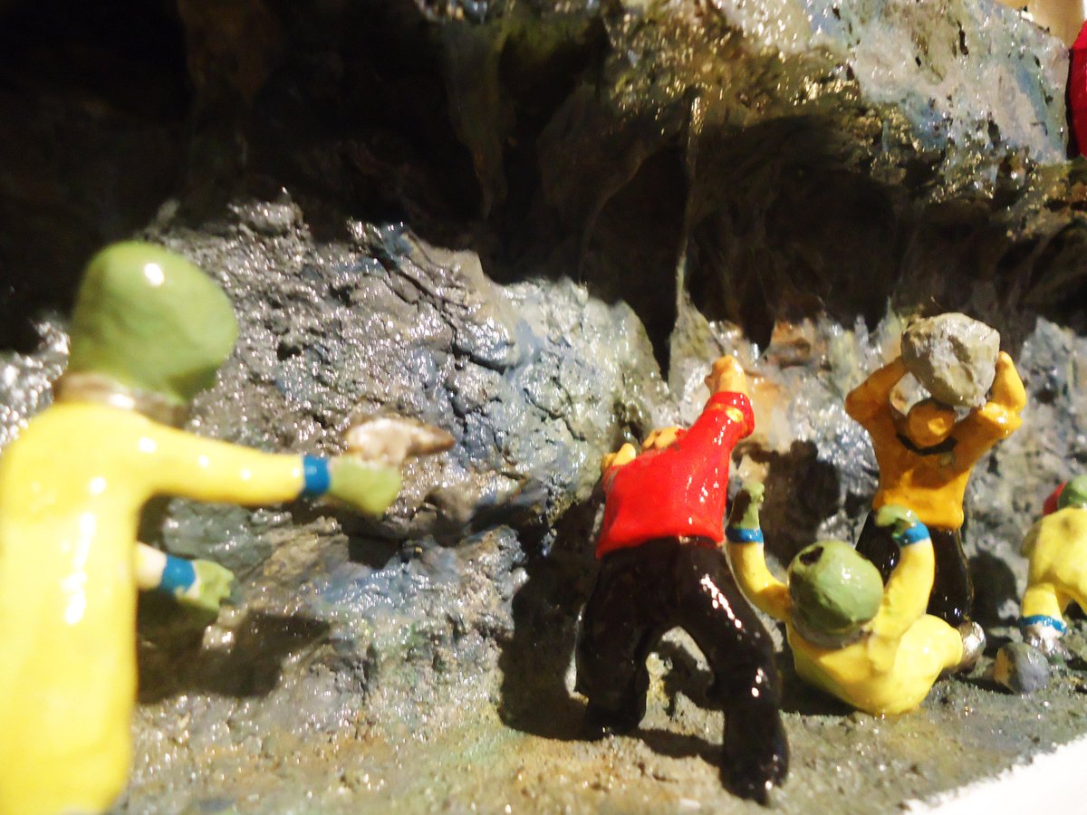 ferramosca's tweet photo. Star Trek @LOVEDESlGN @designboomesp @ArtPromoCanada @Creative_Digest 
http://t.co/PwuvkW0WLe
Miniature worlds http://t.co/sDwdDZmcSJ